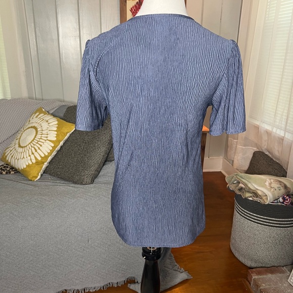 Como Blu lace tie front blouse - Picture 4 of 6